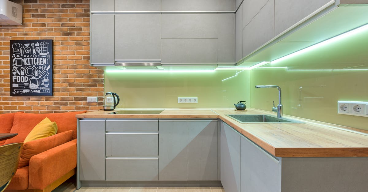 How to Incorporate Vintage Elements into Modern Kitchen Cabinets