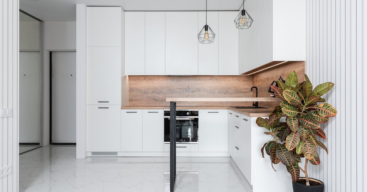 Tailoring Your Kitchen: Innovative Customisation Techniques for Cabinets