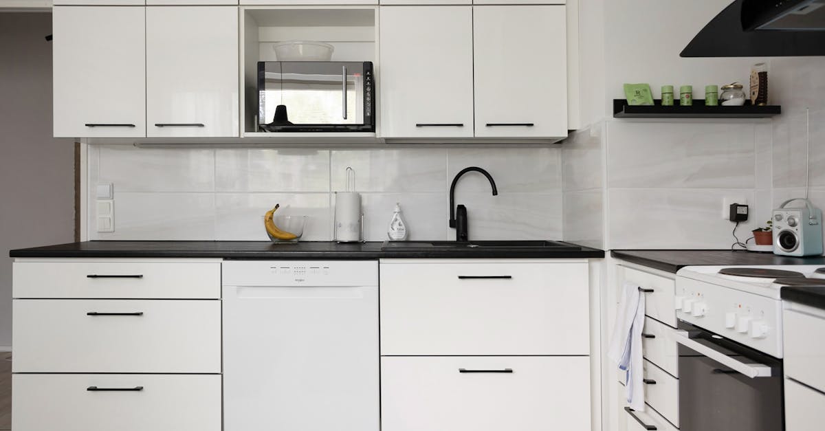 Top Brands for Ready-To-Assemble Kitchen Cabinets Available in Newcastle